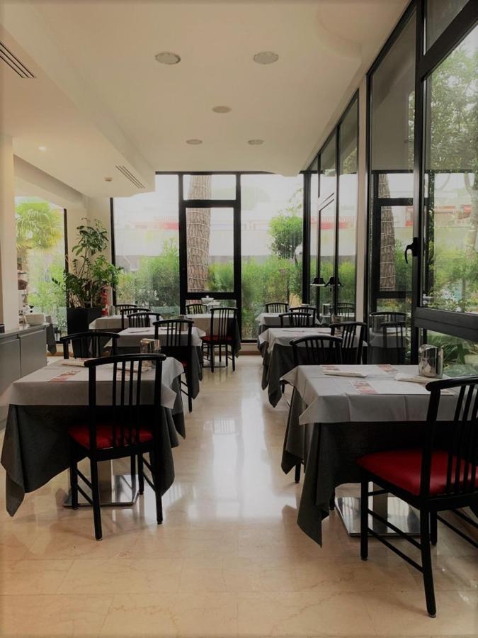 Hotel Logonovo Llido Degli Estensi Ngoại thất bức ảnh